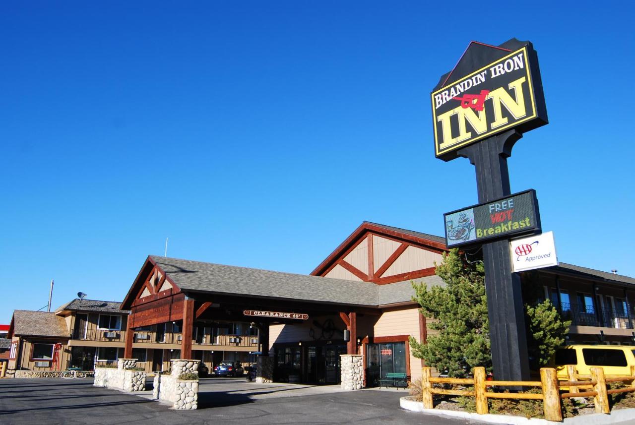 Brandin' Iron Inn West Yellowstone Exteriér fotografie